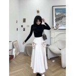 2026年3月22日入荷早春新作VALENTINOスカート女性用ファッション/誕生日プレゼント/贈り物 can工場