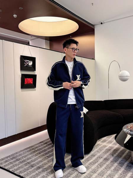 2026年3月23日入荷新作Louis Vuittonスーツ...