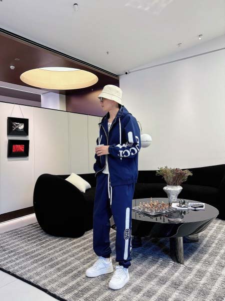 2026年3月23日入荷新作Gucciスーツ上下 超厳選★高...