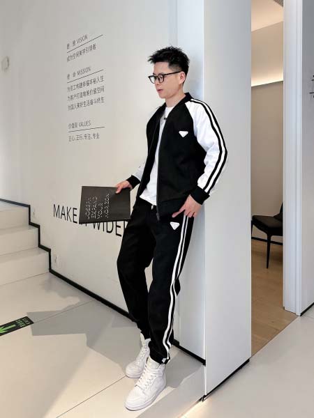 2026年3月25日入荷新作Prada上下セット 超厳選★高...