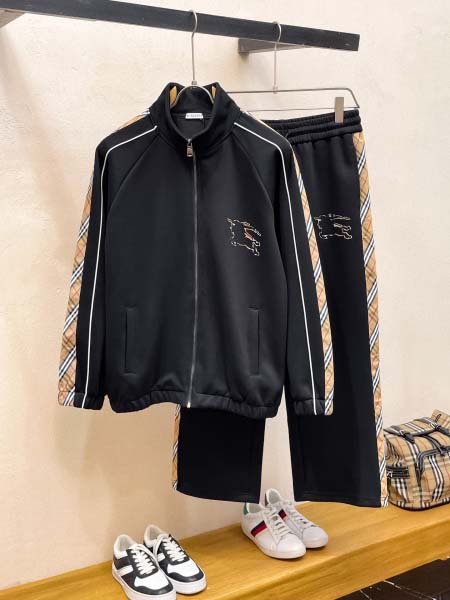 2026年3月25日入荷新作Burberry上下セット 超厳...