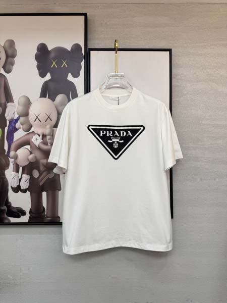 2026年3月28日入荷新作Prada半袖Tシャツ春夏高品質...