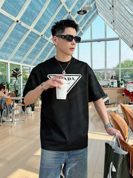 2026年3月28日入荷新作Prada半袖Tシャツ春夏高品質...