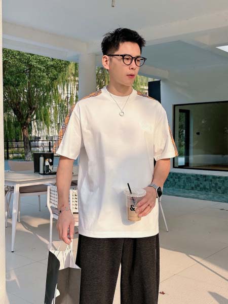 2026年3月29日入荷新作Burberry半袖Tシャツ春夏...