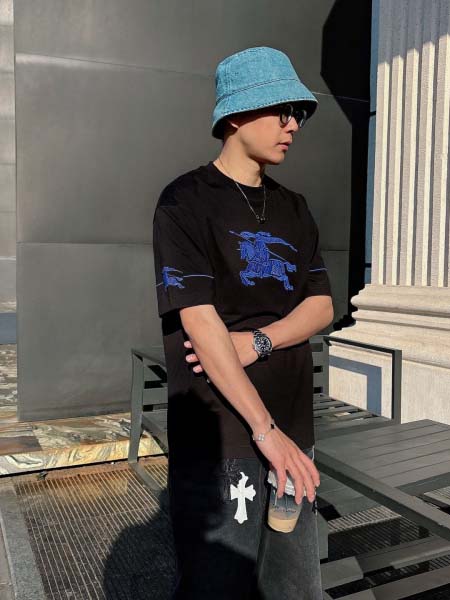 2026年3月29日入荷新作Burberry半袖Tシャツ春夏...