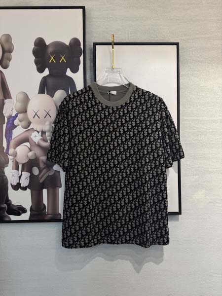 2026年3月30日入荷新作Dior半袖Tシャツ春夏高品質超...