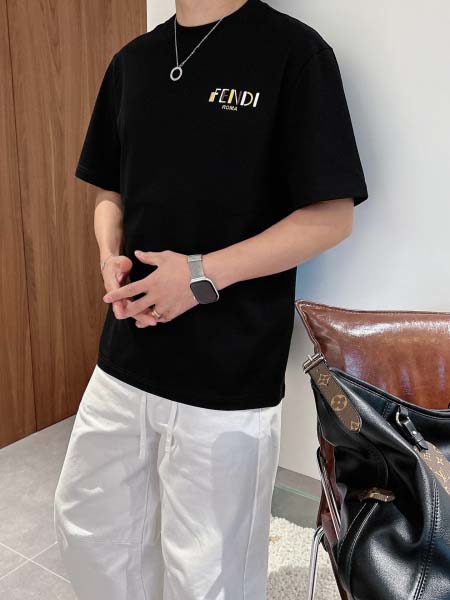 2026年3月29日入荷新作Fendi半袖Tシャツ春夏高品質...