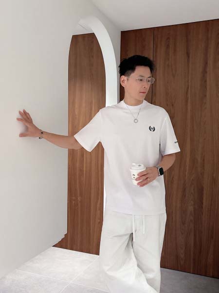 2026年3月31日入荷新作Balenciaga半袖Tシャツ...