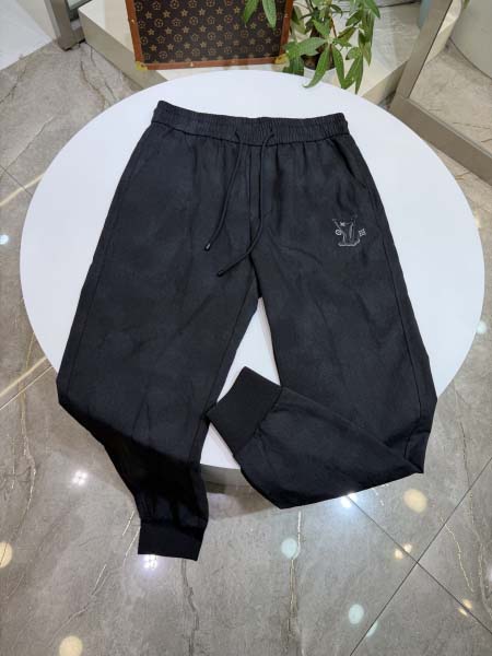 2026年4月1日春夏新作Louis Vuittonスラック...