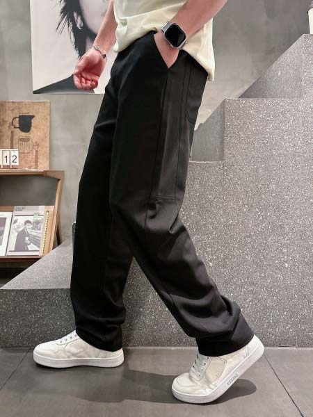 2026年4月1日春夏新作Pradaスラックス高品質人気商品...