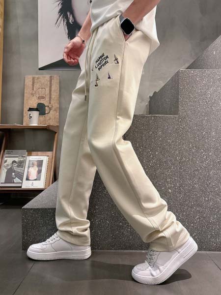 2026年4月1日春夏新作Louis Vuittonスラック...