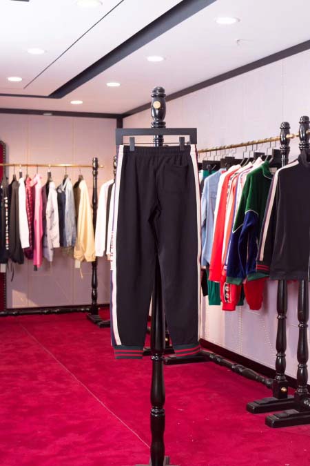 2026年4月1日入荷新作Gucciズボン高級品/SP工場XS S M