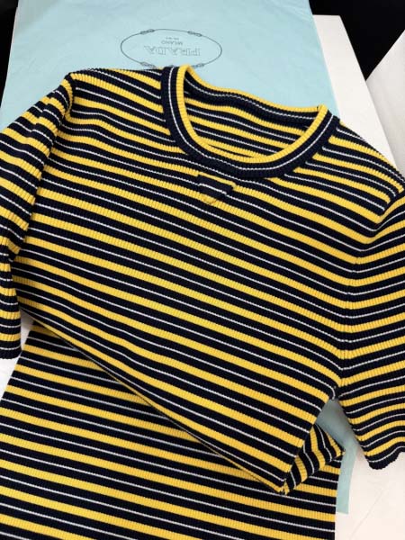 2026年4月4日入荷春夏新作Prada 高級品復刻 女性服 KL工場