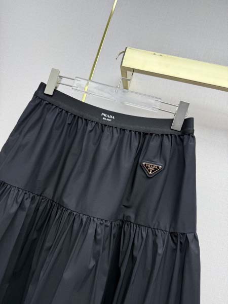 2026年4月4日入荷春夏新作Prada 高級品復刻 女性服 KL工場