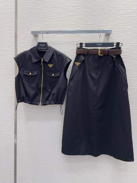 2026年4月4日入荷春夏新作Pradaセット 上下 高級品復刻 女性服 KL工場