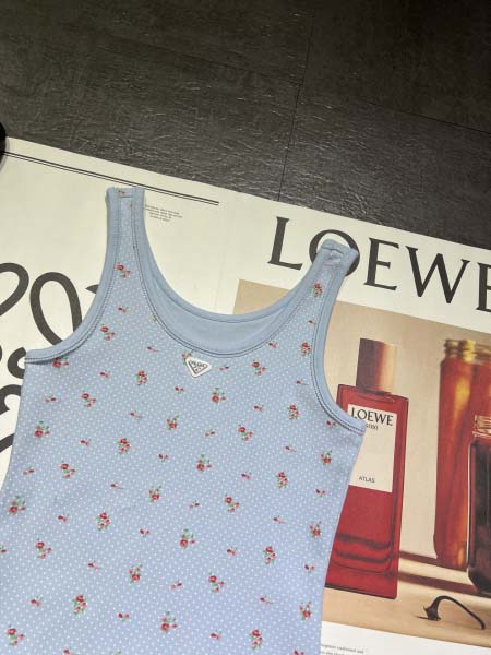 2026年4月4日入荷春夏新作Prada 高級品復刻 女性服 KL工場