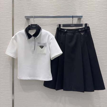 2026年4月4日入荷春夏新作Pradaセット 上下 高級品復刻 女性服 KL工場