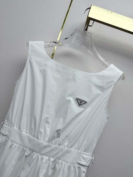 2026年4月4日入荷春夏新作Prada 高級品復刻 女性服 KL工場