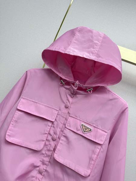 2026年4月4日入荷春夏新作Pradaセット 高級品復刻 女性服 KL工場