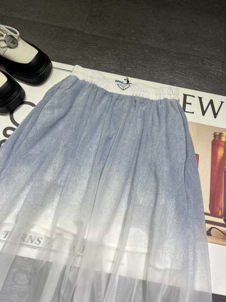 2026年4月4日入荷春夏新作Prada 高級品復刻 女性服 KL工場