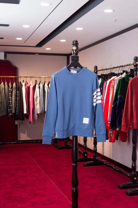 2026年4月1日入荷新作Thom Browneパーカー高級...