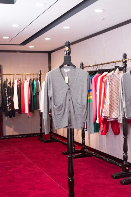 2026年4月1日入荷新作Thom Browne ニットカー...