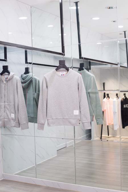 2026年4月2日入荷新作Thom Browneパーカー高級...