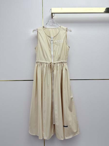 2026年4月4日入荷春夏新作Prada 高級品復刻 女性服...