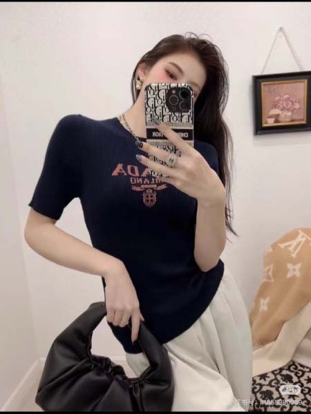 2026年4月4日入荷春夏新作Prada 高級品復刻 女性服...