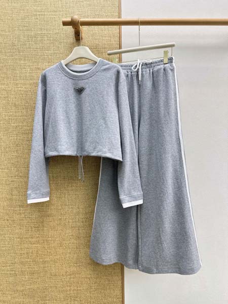 2026年4月4日入荷春夏新作Prada上下 高級品復刻 女...