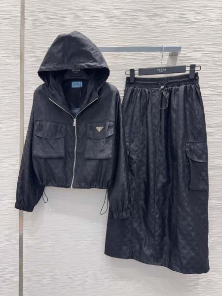 2026年4月4日入荷春夏新作Prada 上下高級品復刻 女...