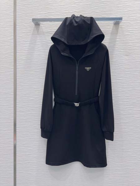 2026年4月4日入荷春夏新作Prada 高級品復刻 女性服...