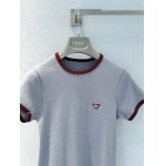 2026年4月4日入荷春夏新作Prada Tシャツ 高級品復刻 女性服 KL工場