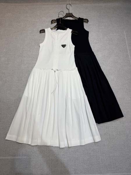 2026年4月4日入荷春夏新作Prada 高級品復刻 女性服...