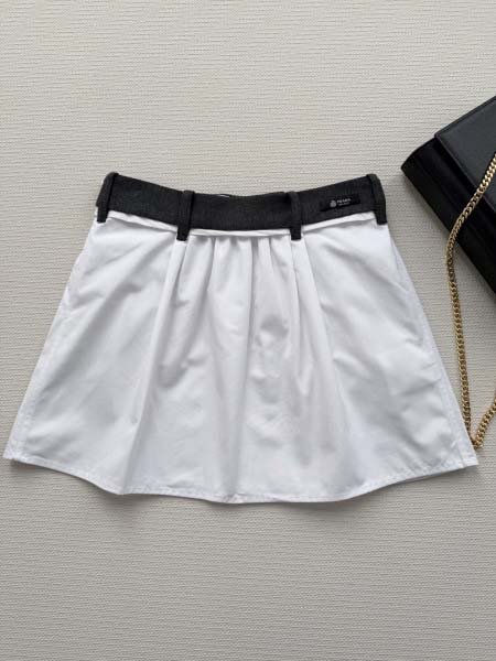 2026年4月4日入荷春夏新作Prada 高級品復刻 女性服...