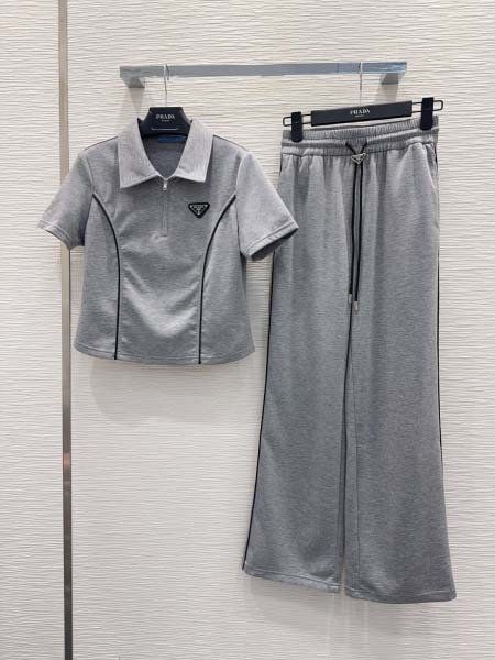 2026年4月4日入荷春夏新作Prada 高級品復刻 女性服...