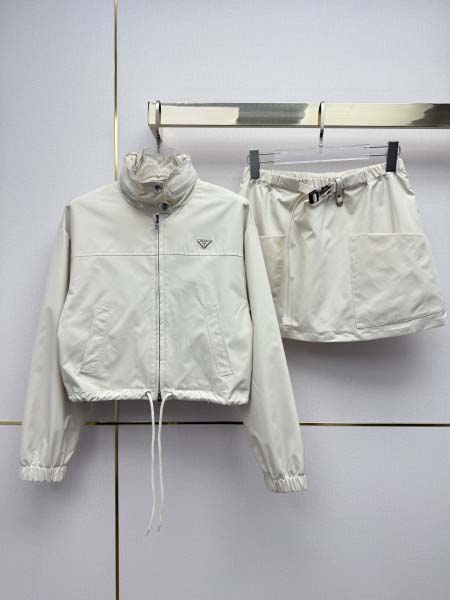 2026年4月4日入荷春夏新作Prada セット 上下高級品...