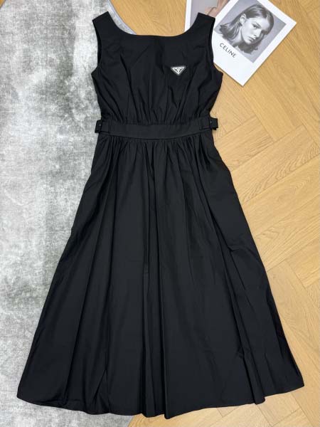 2026年4月4日入荷春夏新作Prada 高級品復刻 女性服...