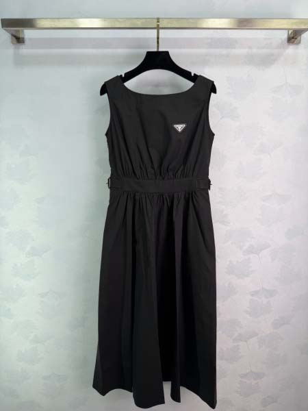 2026年4月4日入荷春夏新作Prada 高級品復刻 女性服...