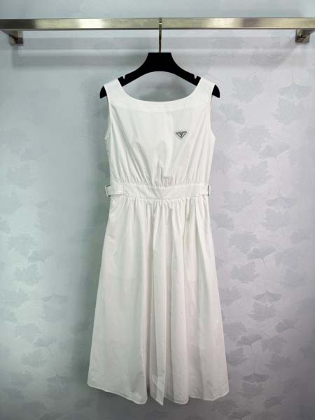 2026年4月4日入荷春夏新作Prada 高級品復刻 女性服...