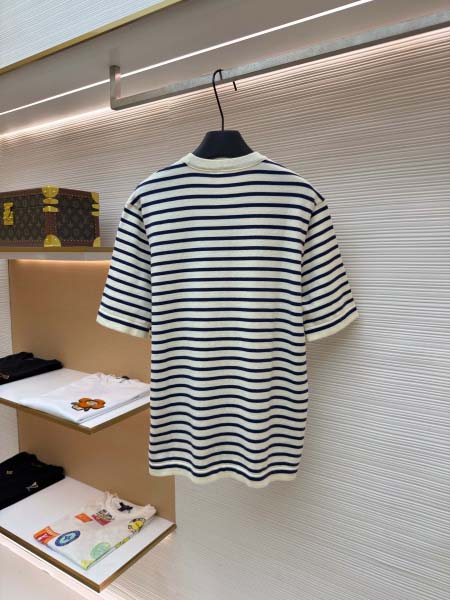 2026年6月11日春夏新作Prada半袖 tシャツ激安高品質/誕生日プレゼント/FF工場