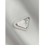 2026年6月4日入荷春夏新作Prada半袖Tシャツ高品質DH工場